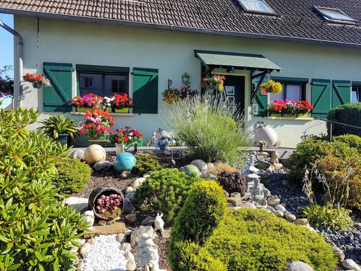 Le Nid Fleuri De Cravanche Esterno foto