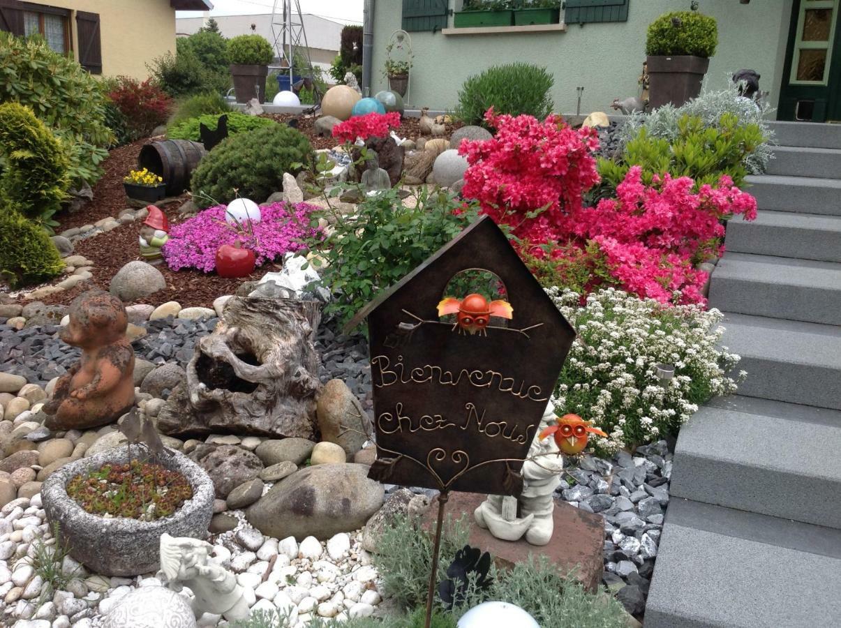 Le Nid Fleuri De Cravanche Esterno foto